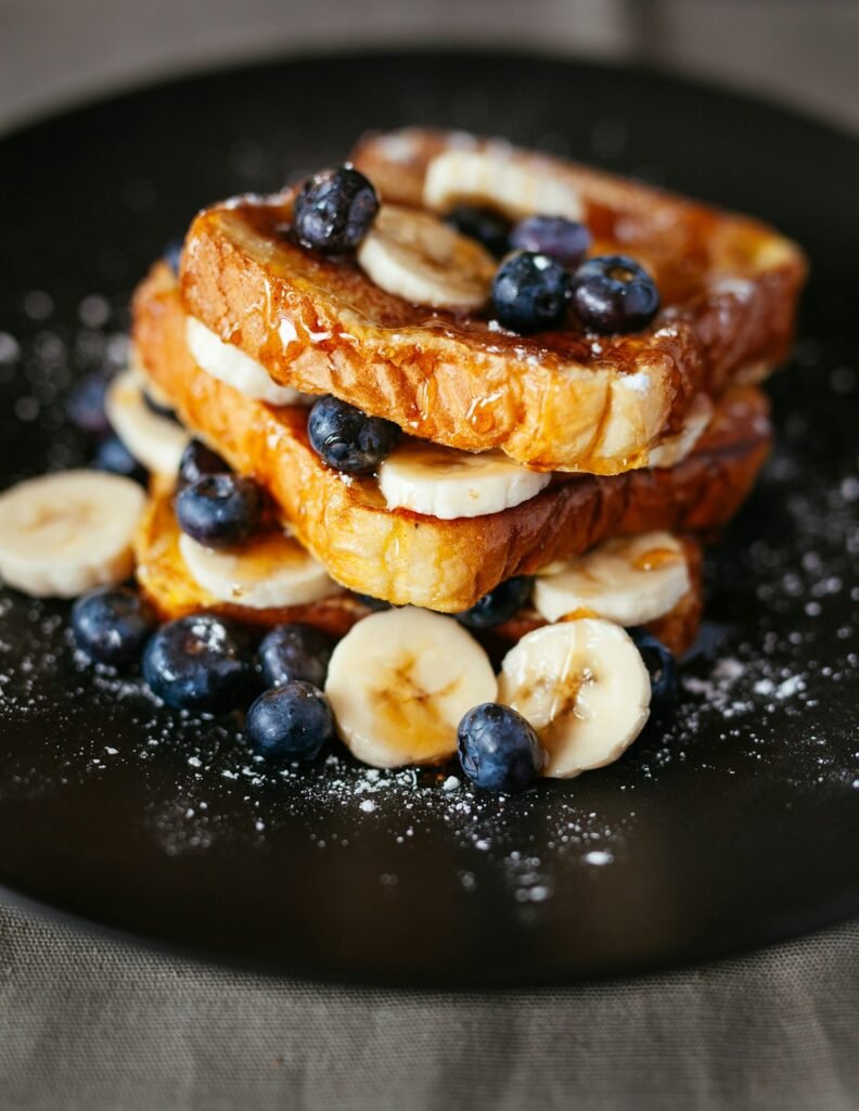 15 High-Protein Breakfast Ideas to Start Your Day Right (25g+ Each) High protein breakfast with eggs